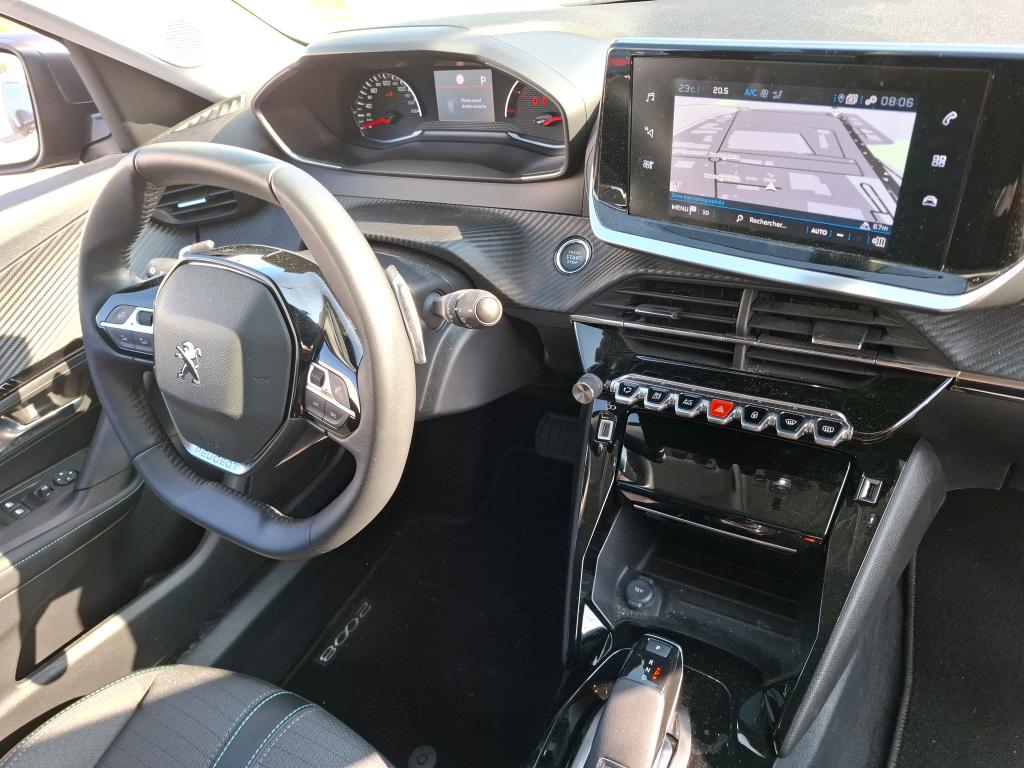 Peugeot 2008 BlueHDi 130 S&S EAT8 Allure 2021
