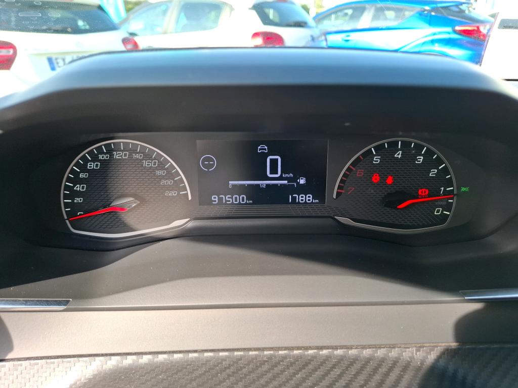 Peugeot 208 BlueHDi 100 S&S BVM6 Active 2022