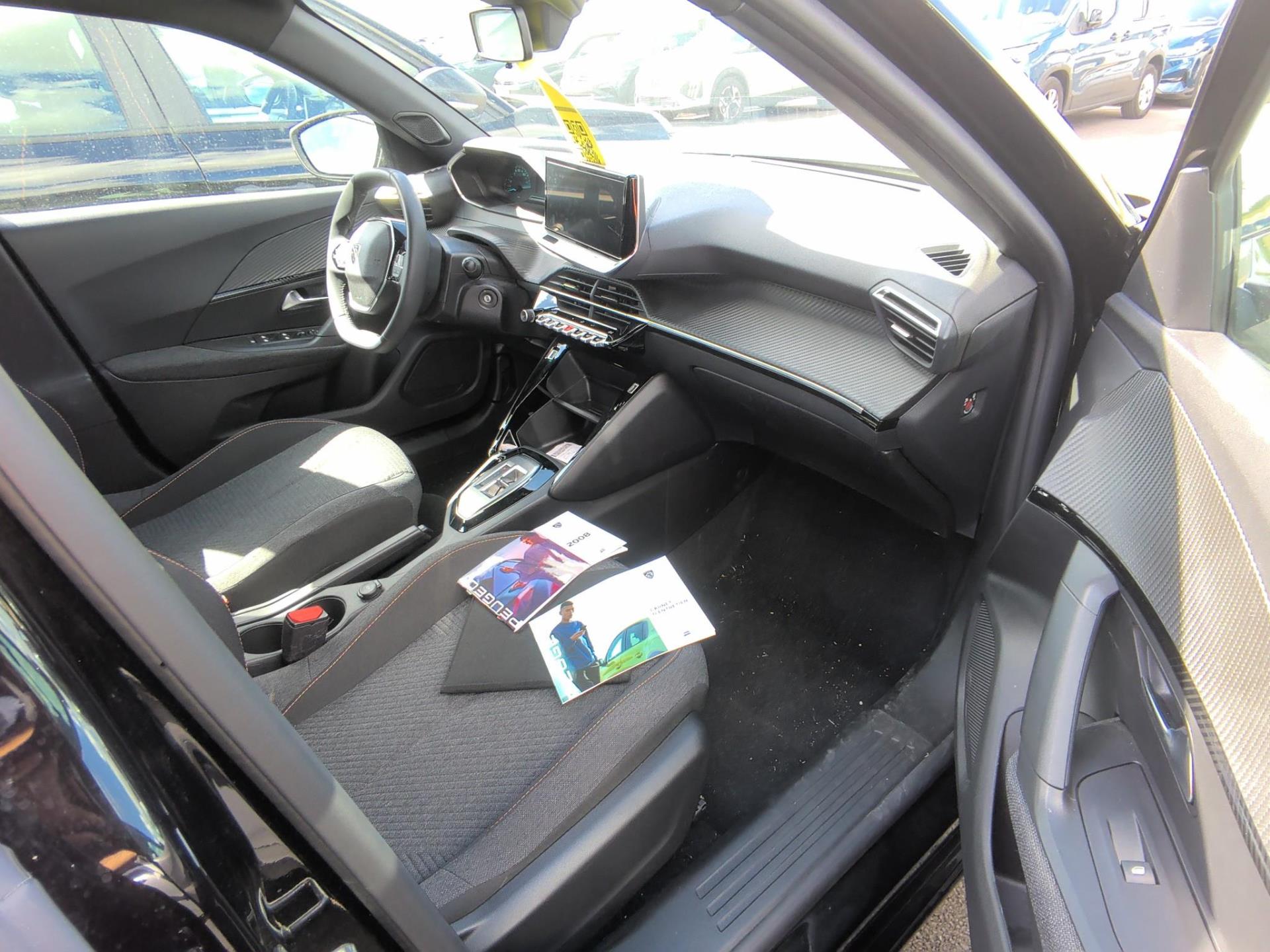 Peugeot 2008 Hybrid 145 ch e-DCS6 Style 2026