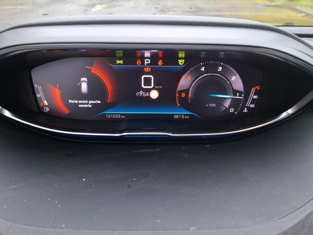 Peugeot 3008 BlueHDi 130ch S&S EAT8 Active Business 2020