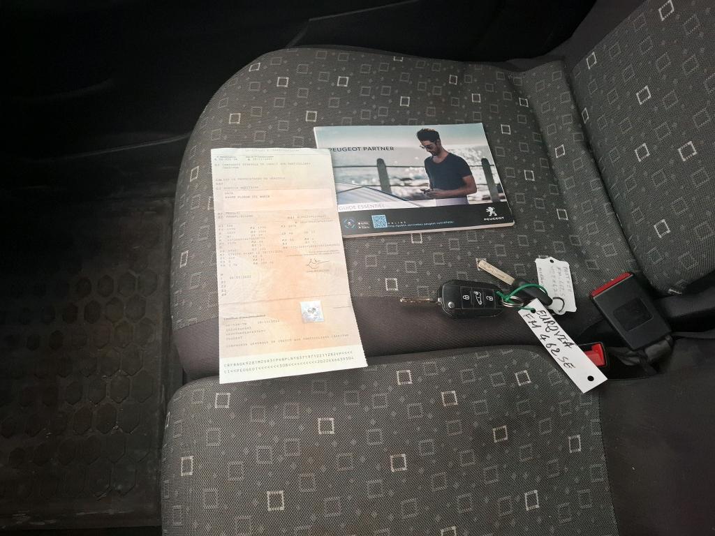 Peugeot PARTNER FOURGON STANDARD 650 KG BLUEHDI 100 S&S BVM5 PREMIUM 2019