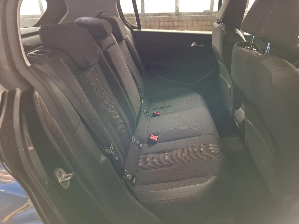 Peugeot 308 BlueHDi 130ch S&S EAT8 Allure Business 2020