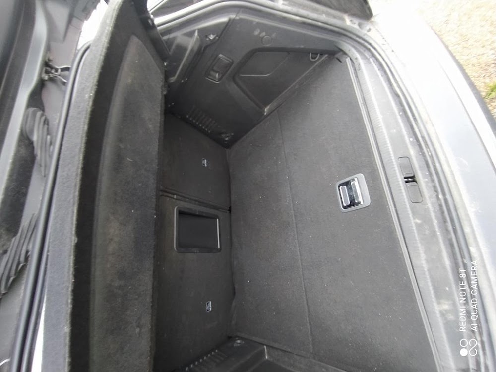 Foto Peugeot 3008 Hybrid 12