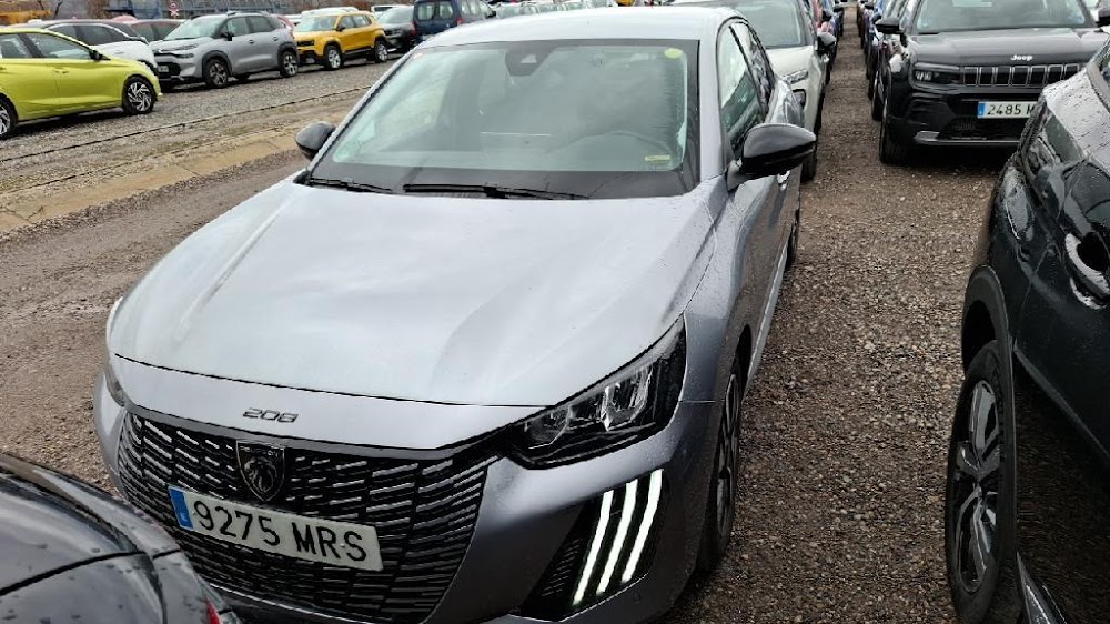 Foto Peugeot 208 4