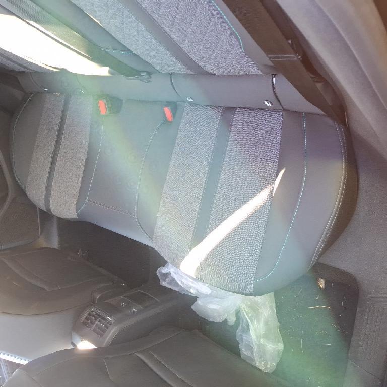Foto Peugeot 408 10