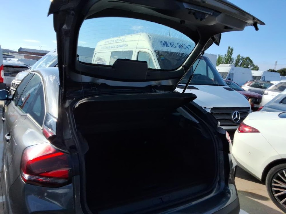 Foto Citroën C4 X 9