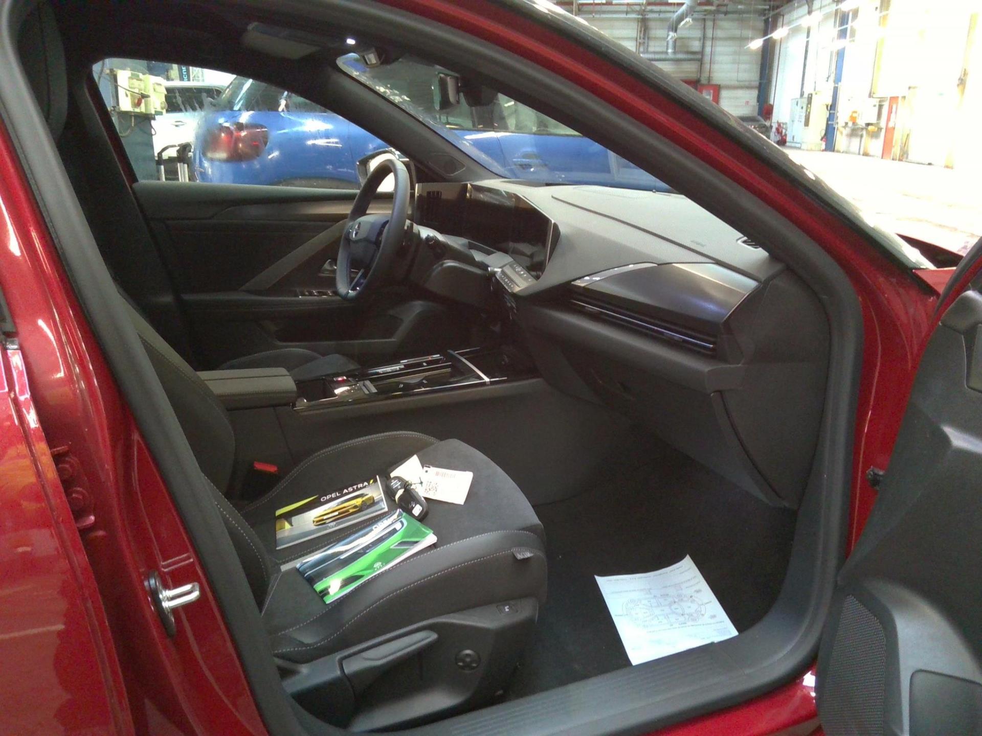 Opel Astra Hybride Rechargeable 225 ch BVA8 GSe 2023