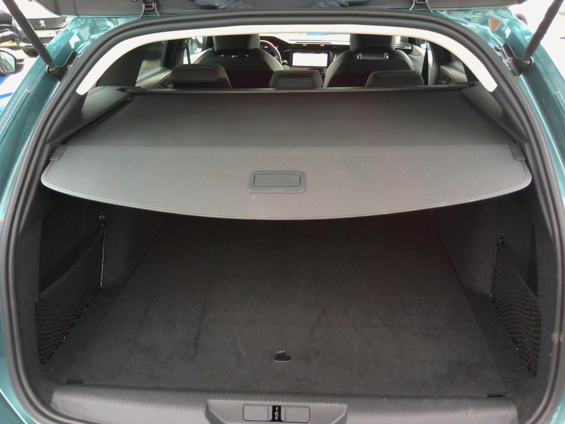 Peugeot 308 SW PHEV 180 e-EAT8 Allure 2024