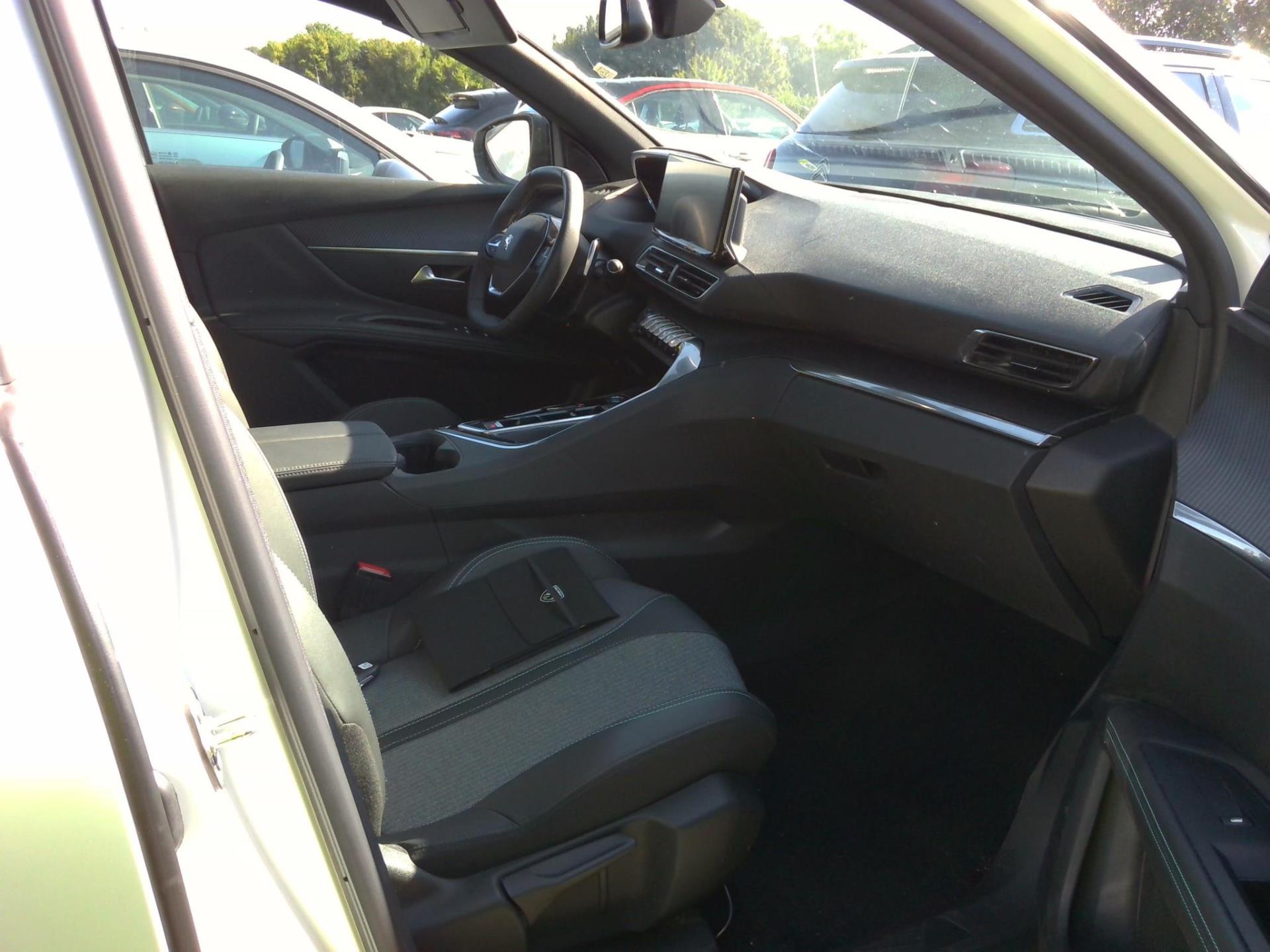 Peugeot 3008 Hybrid 180 e-EAT8 Allure Pack 2024