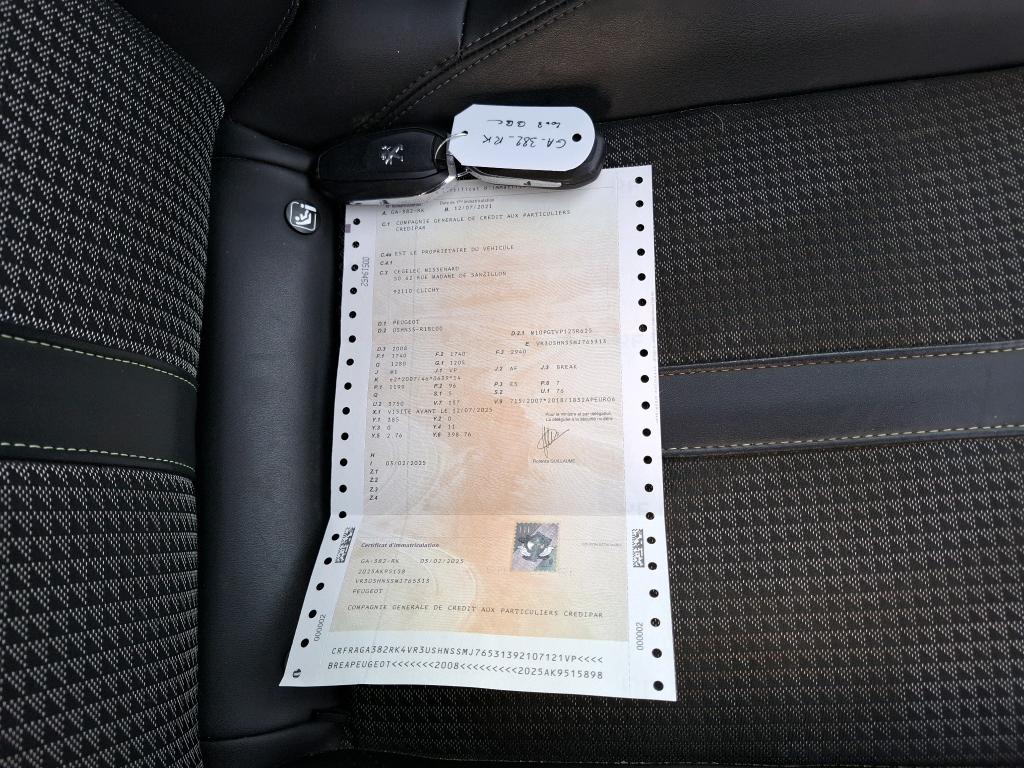 Peugeot 2008 PureTech 130 S&S EAT8 GT 2021