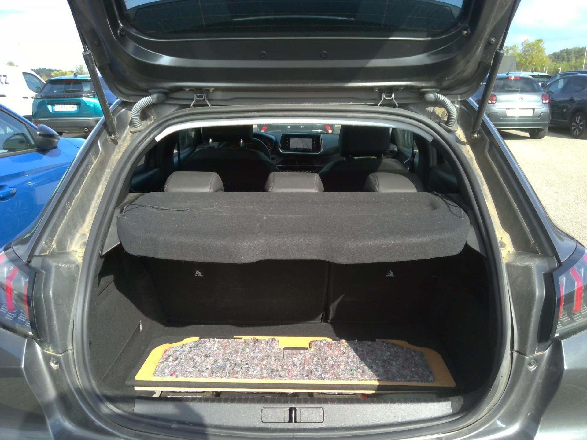 Peugeot 208 PureTech 100 S&S BVM6 Allure 2023