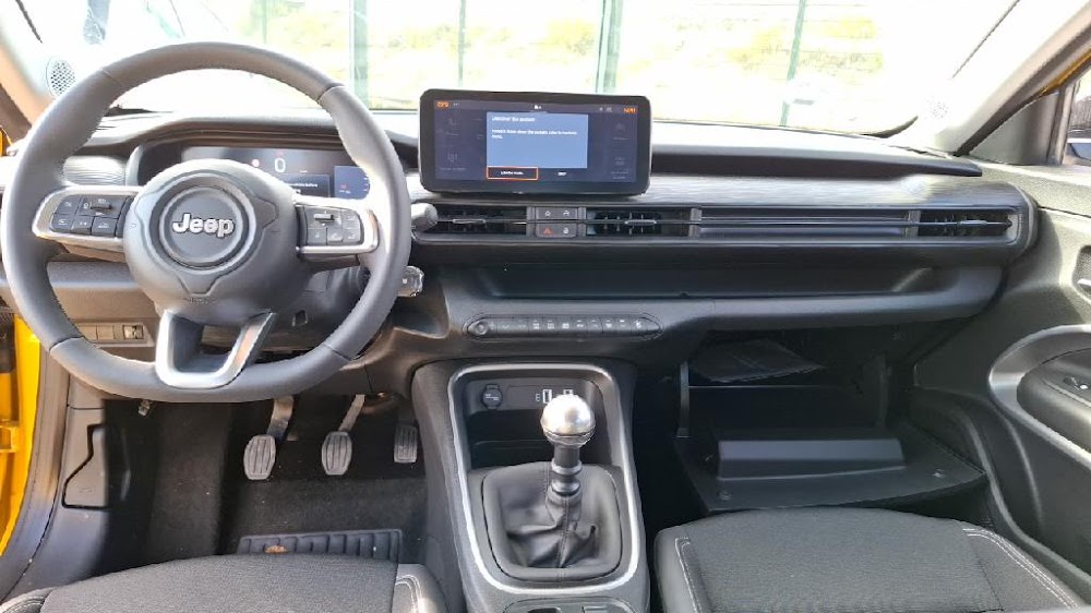 Foto Jeep AVENGER 14