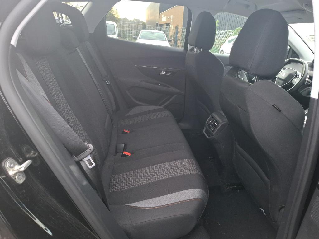 Peugeot 3008 BlueHDi 130ch S&S EAT8 Active Business 2020