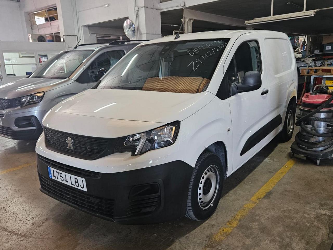 Foto Peugeot Partner 9