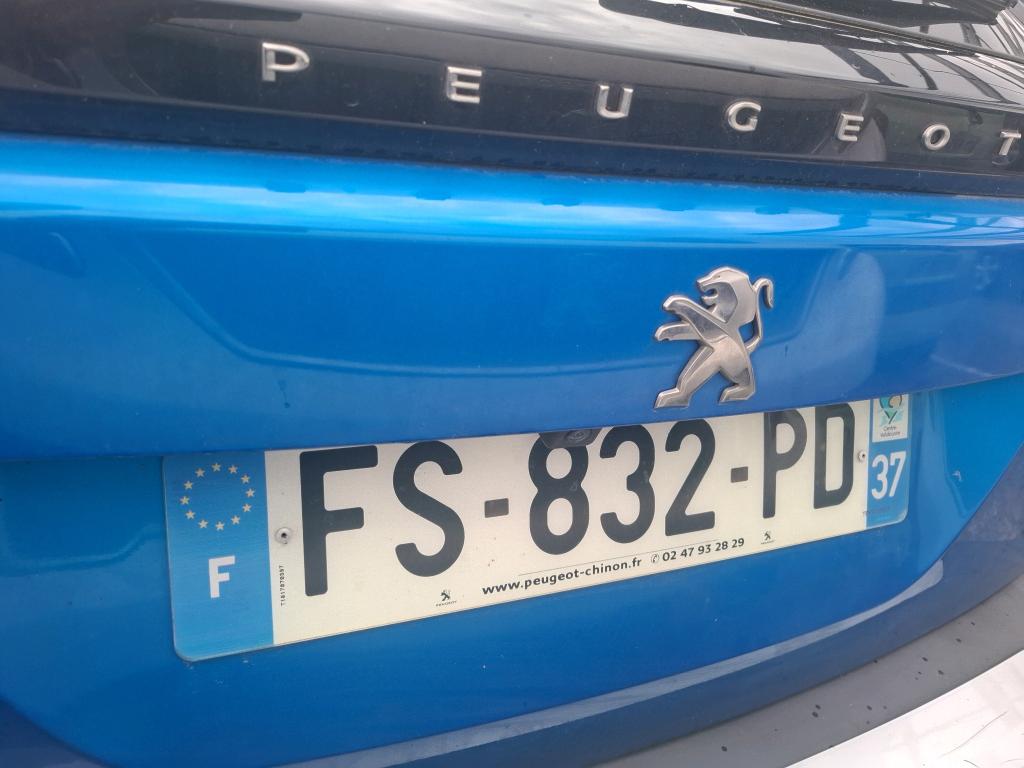 Peugeot 2008 BlueHDi 130 S&S EAT8 Allure Business 2020