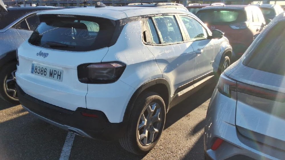 Foto Jeep AVENGER 6