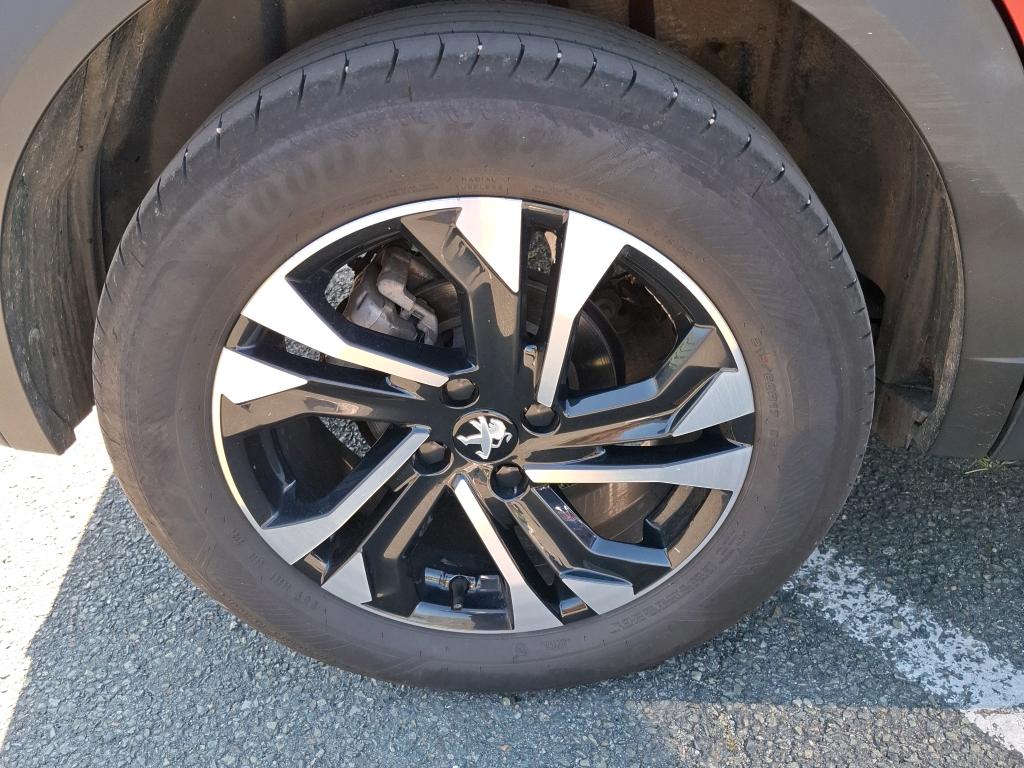 Peugeot 2008 BlueHDi 130 S&S EAT8 Allure Pack 2022
