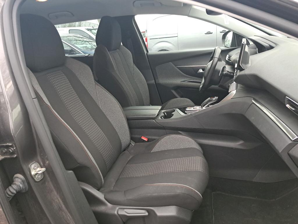 Peugeot 5008 BlueHDi 130ch S&S EAT8 Active Business 2020