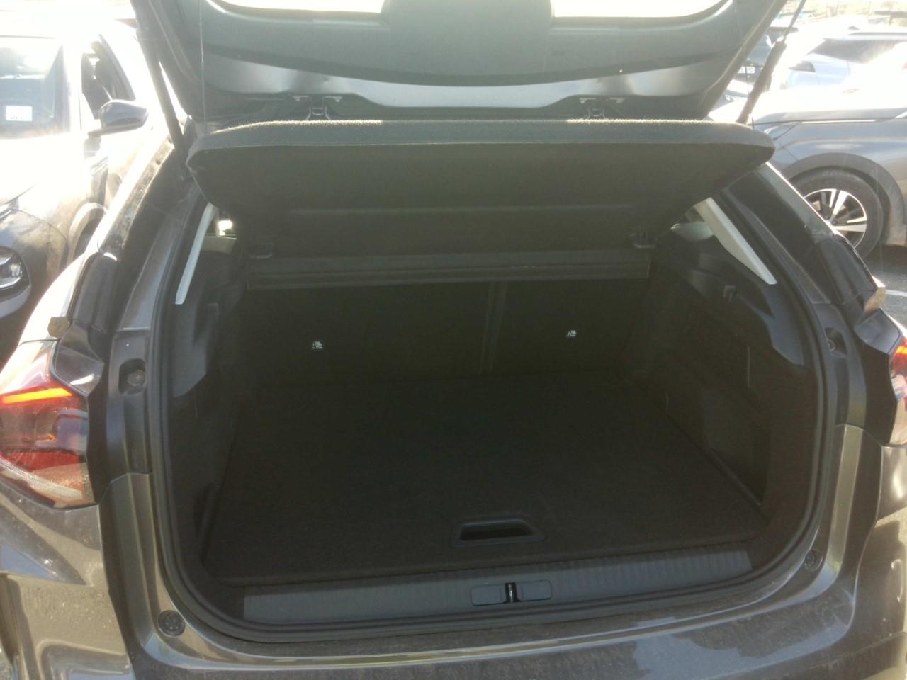 Foto Citroën C4 X 9
