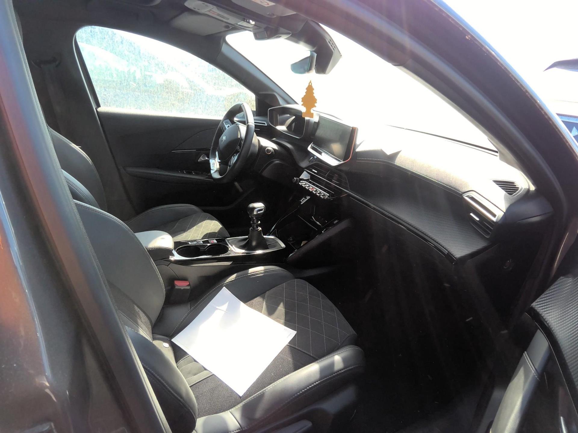 Peugeot 208 PureTech 100 S&S BVM6 GT Pack 2022