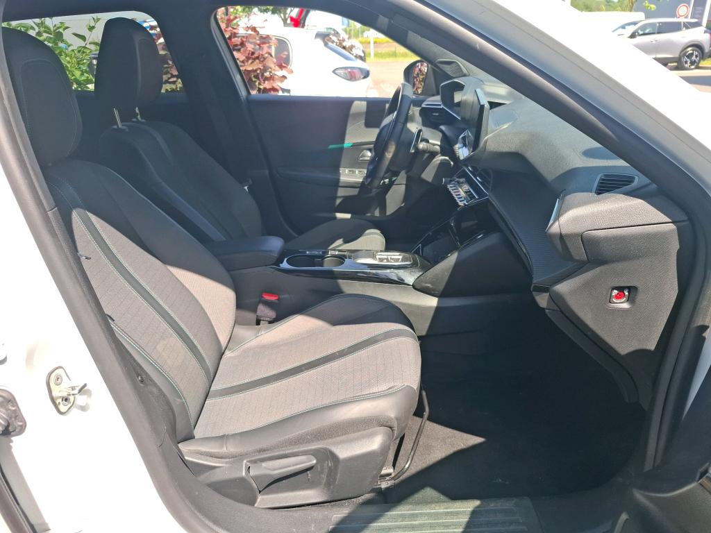 Peugeot 2008 BlueHDi 130 S&S EAT8 Allure Pack 2022