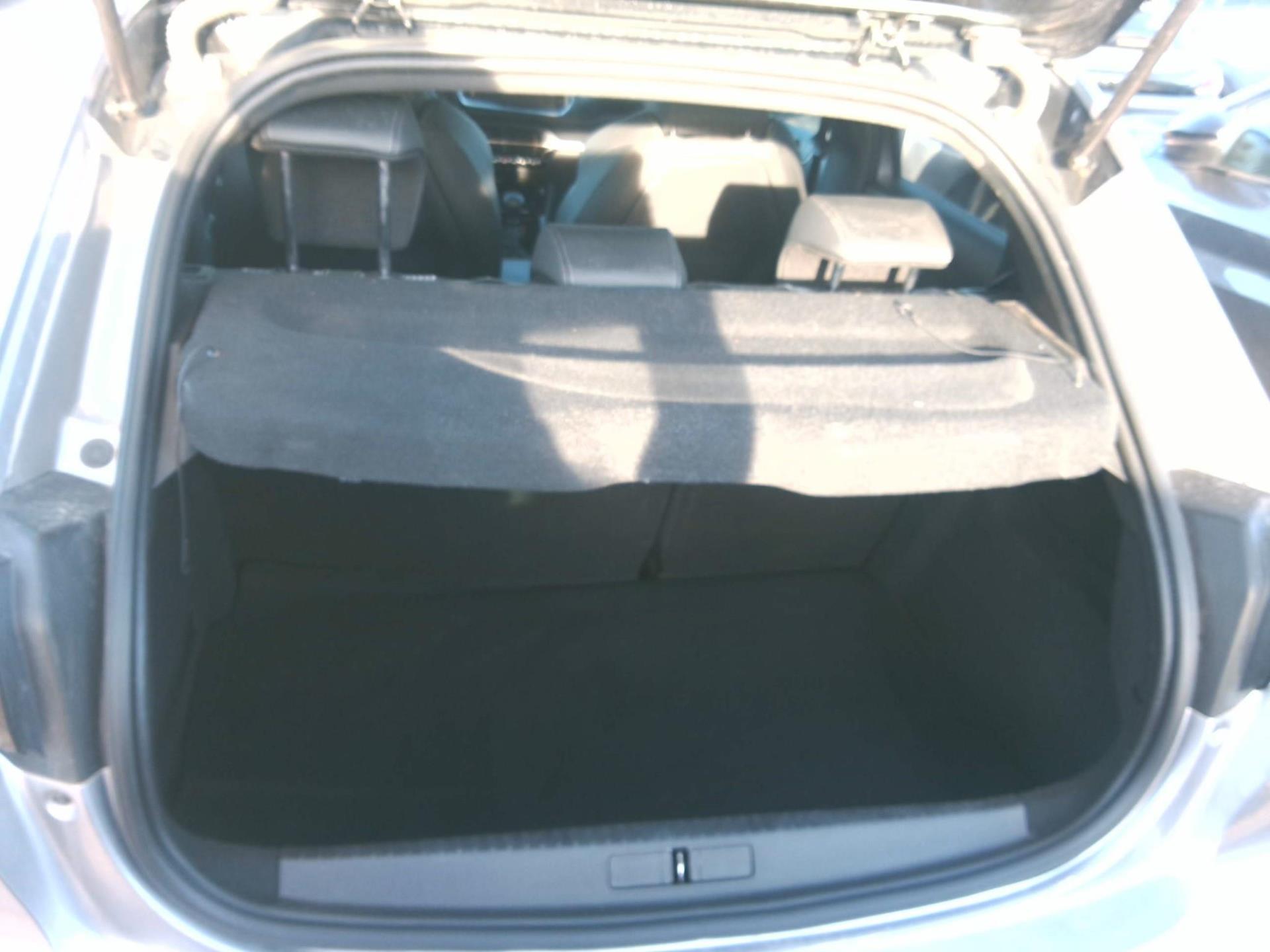 Peugeot 208 PureTech 100 S&S BVM6 GT 2023