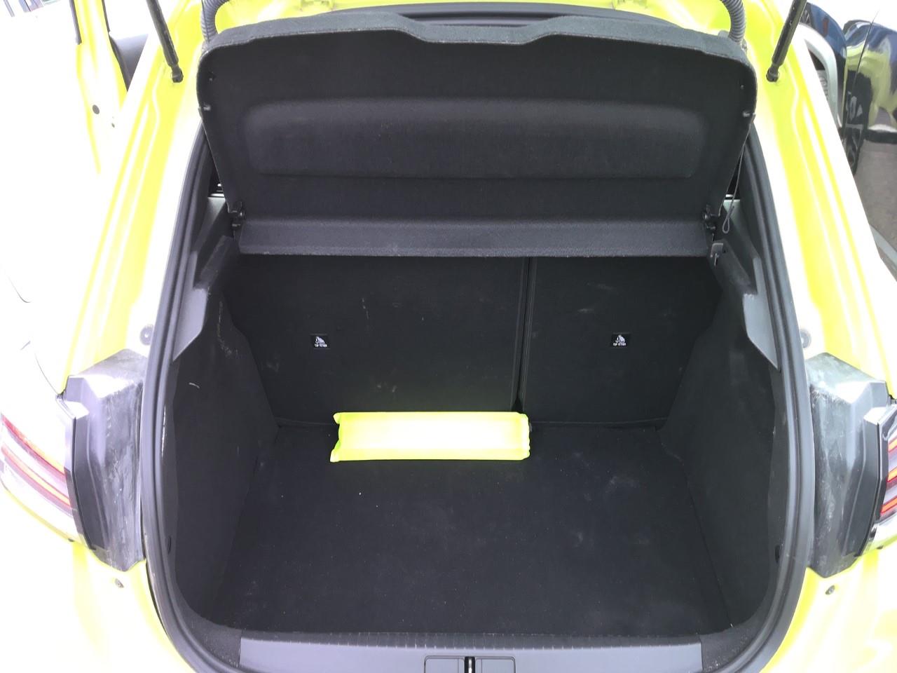 Foto Peugeot 208 7