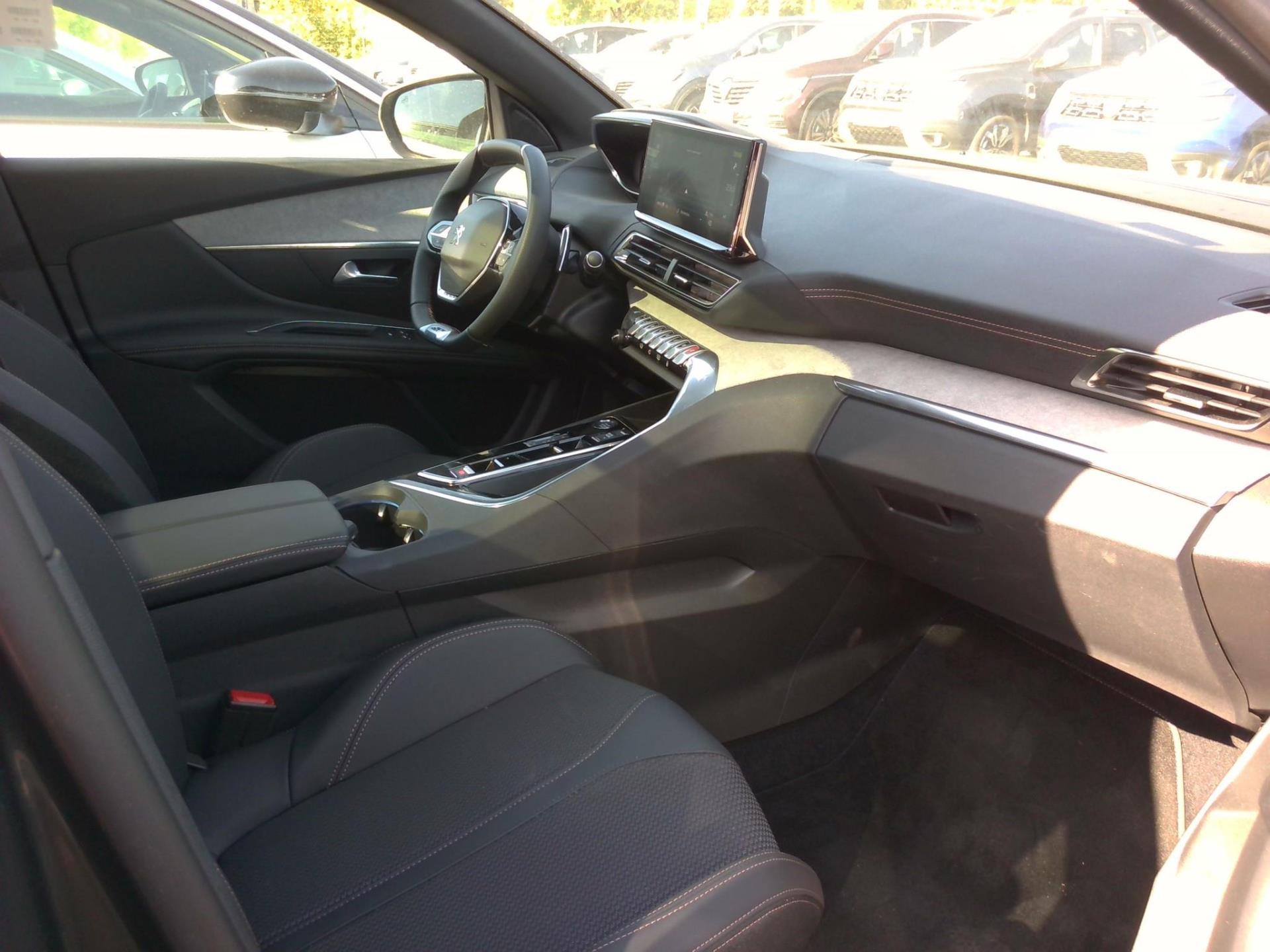 Peugeot 3008 Hybrid 225 e-EAT8 GT 2023