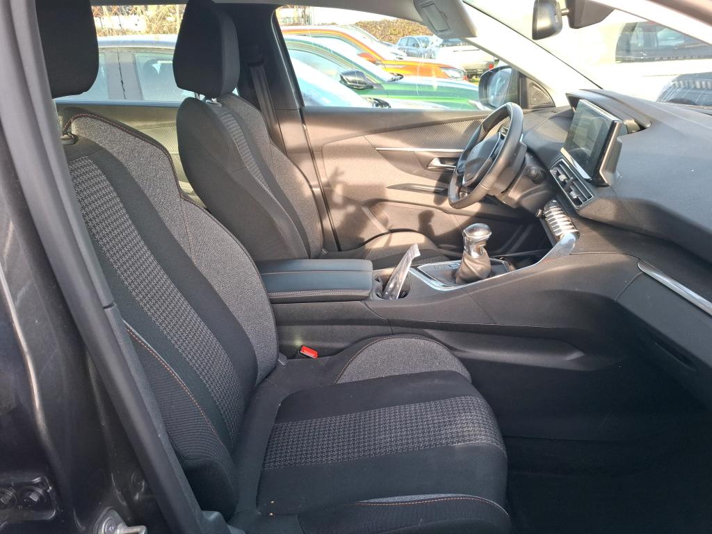 Peugeot 5008 BlueHDi 130ch S&S BVM6 Active Pack 2022