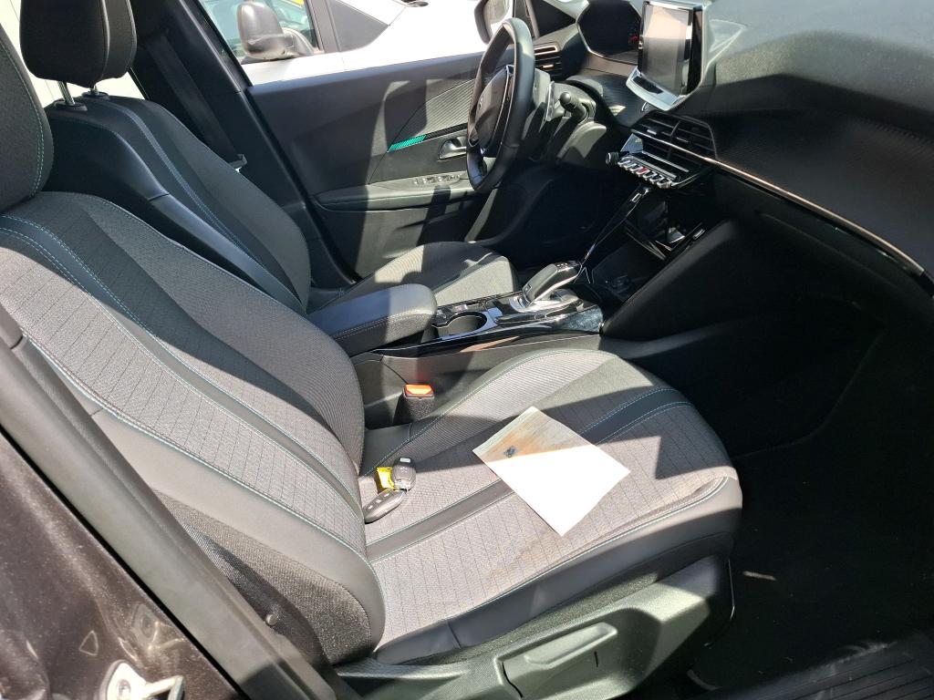 Peugeot 2008 BlueHDi 130 S&S EAT8 Allure 2021