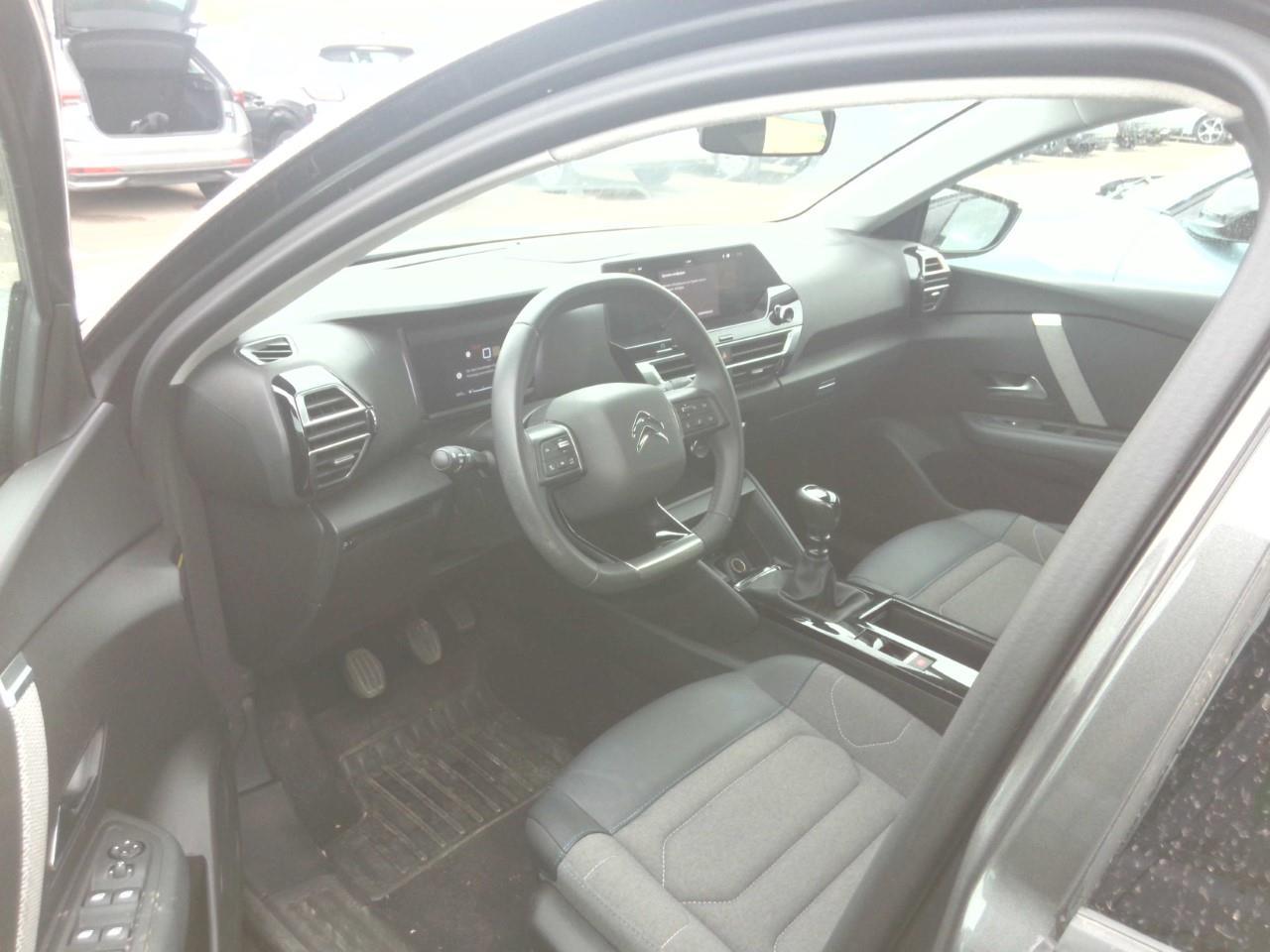 Foto Citroën C4 X 3