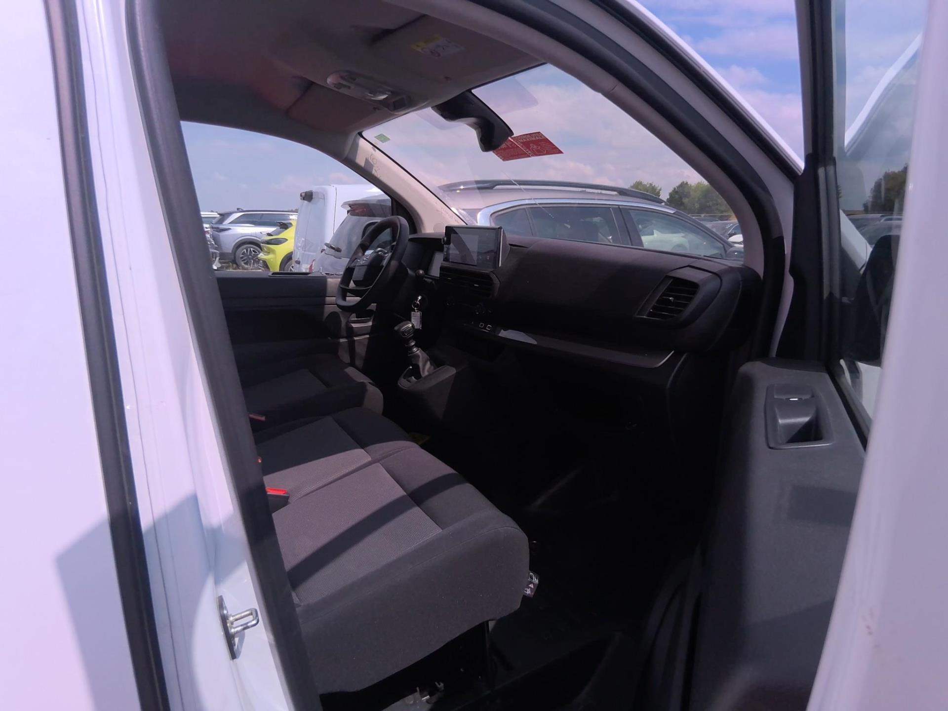 Opel VIVARO FGN TAILLE M BLUEHDI 120 S&S BVM6  2024