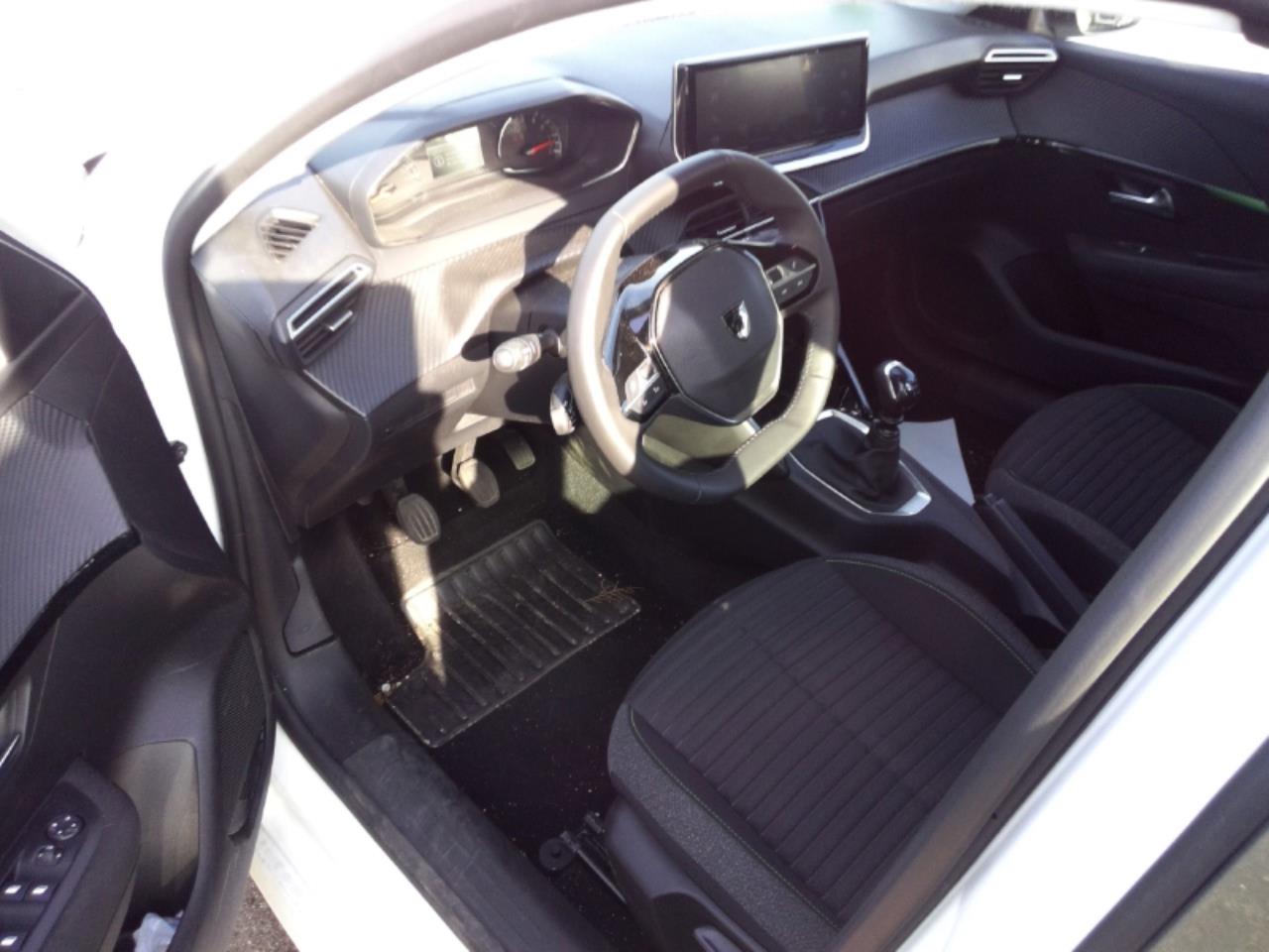 Foto Peugeot 208 3