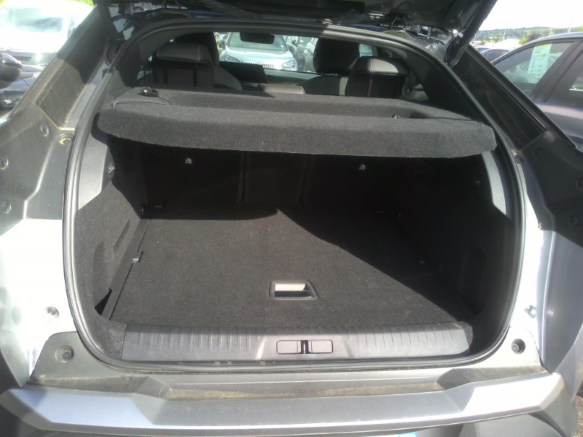 Peugeot 3008 Hybrid 136 e-DCS6 GT 2024