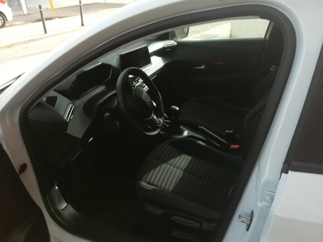 Foto Peugeot 208 3