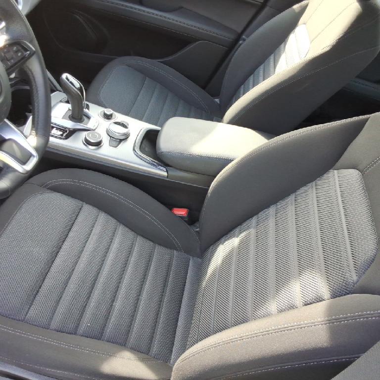 Foto Alfa Romeo Stelvio 16