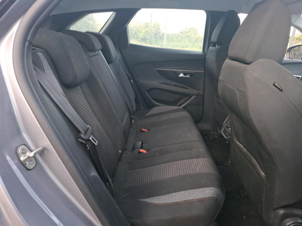 Peugeot 3008 BlueHDi 130ch S&S EAT8 Active Business 2021