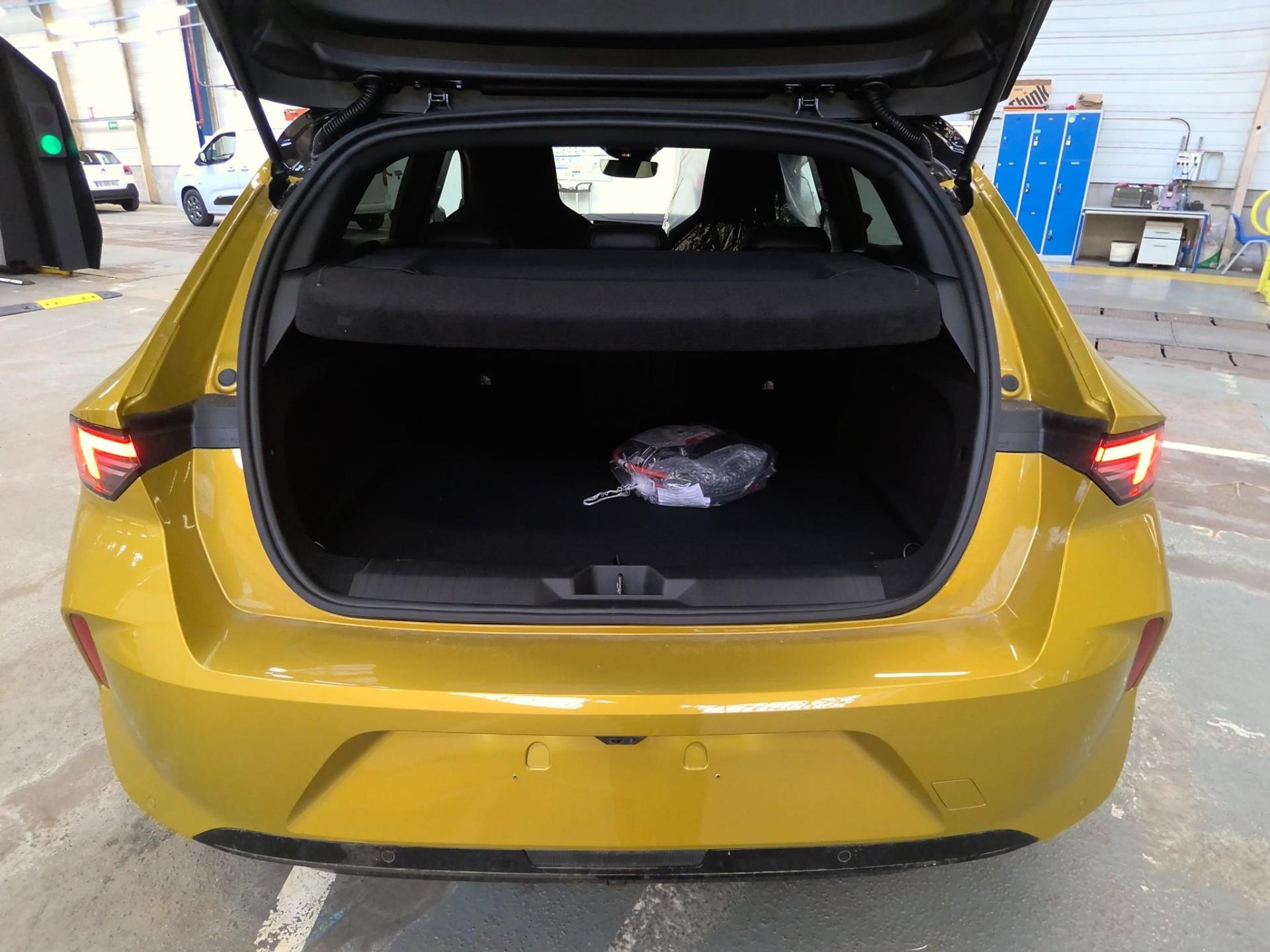 Opel Astra Hybride Rechargeable 225 ch BVA8 GSe 2025