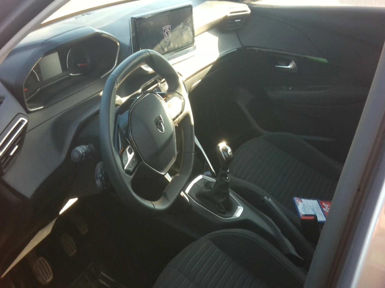 Foto Peugeot 208 3