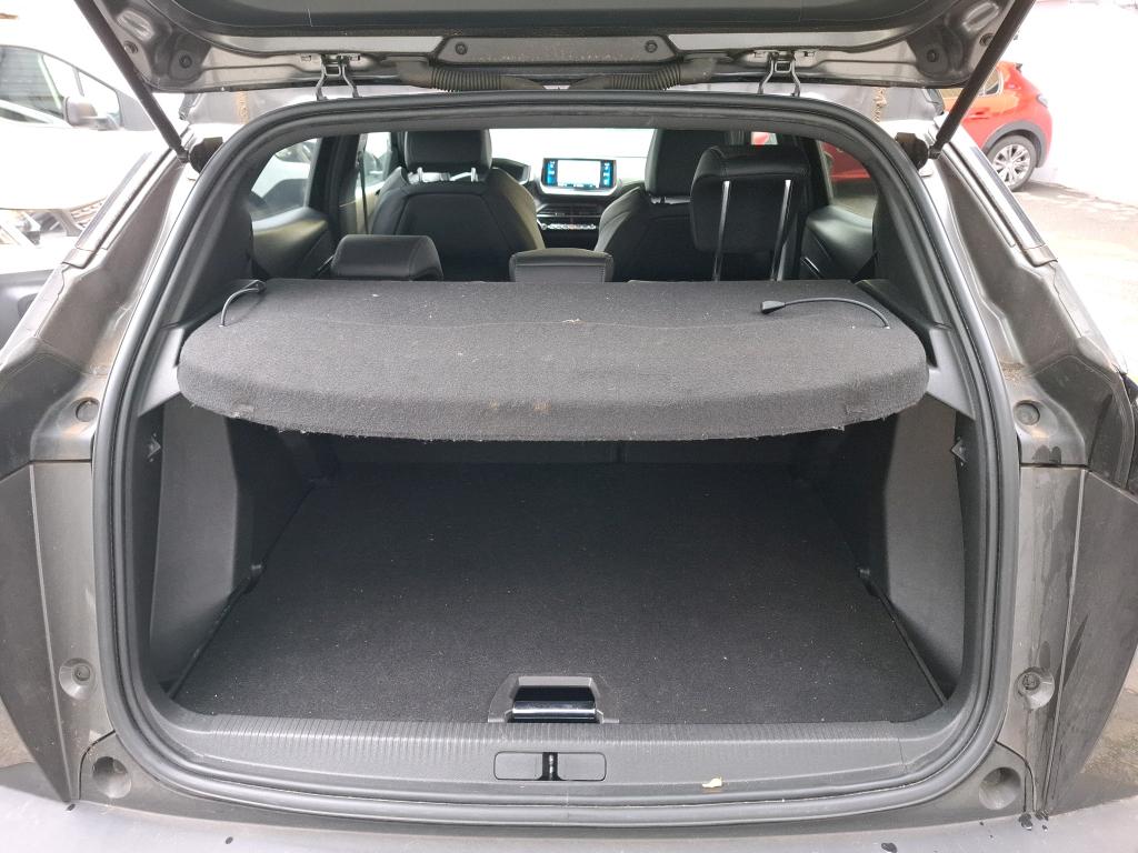 Peugeot 2008 PureTech 130 S&S EAT8 GT 2022