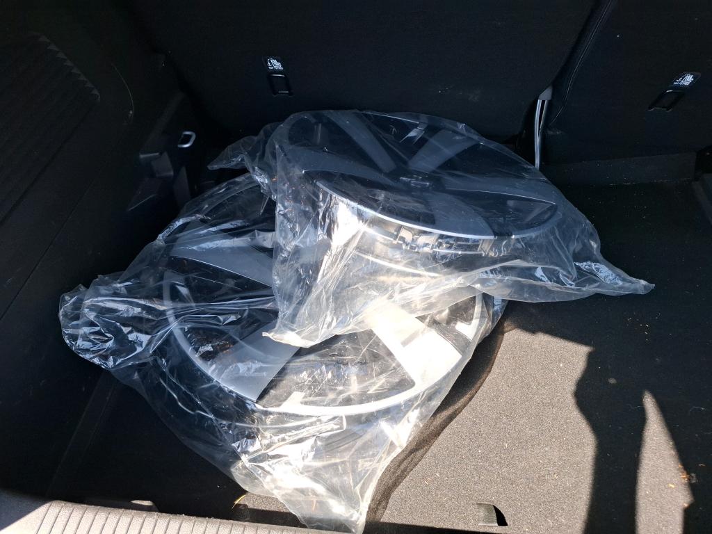 CROSSLAND X / CROSSLAND