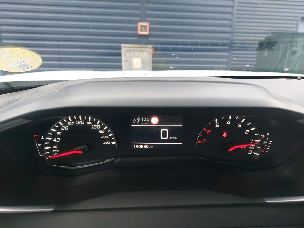 Peugeot 2008 BlueHDi 110 S&S BVM6 Active Business 2021