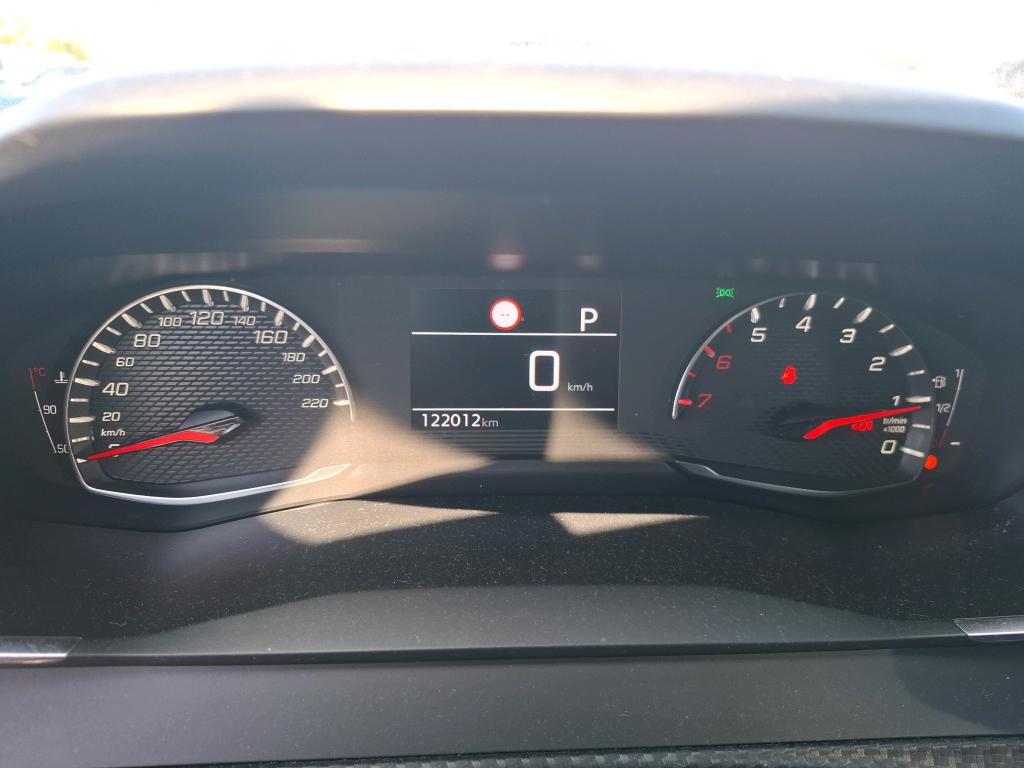 Peugeot 208 PureTech 100 S&S EAT8 Active Pack 2022
