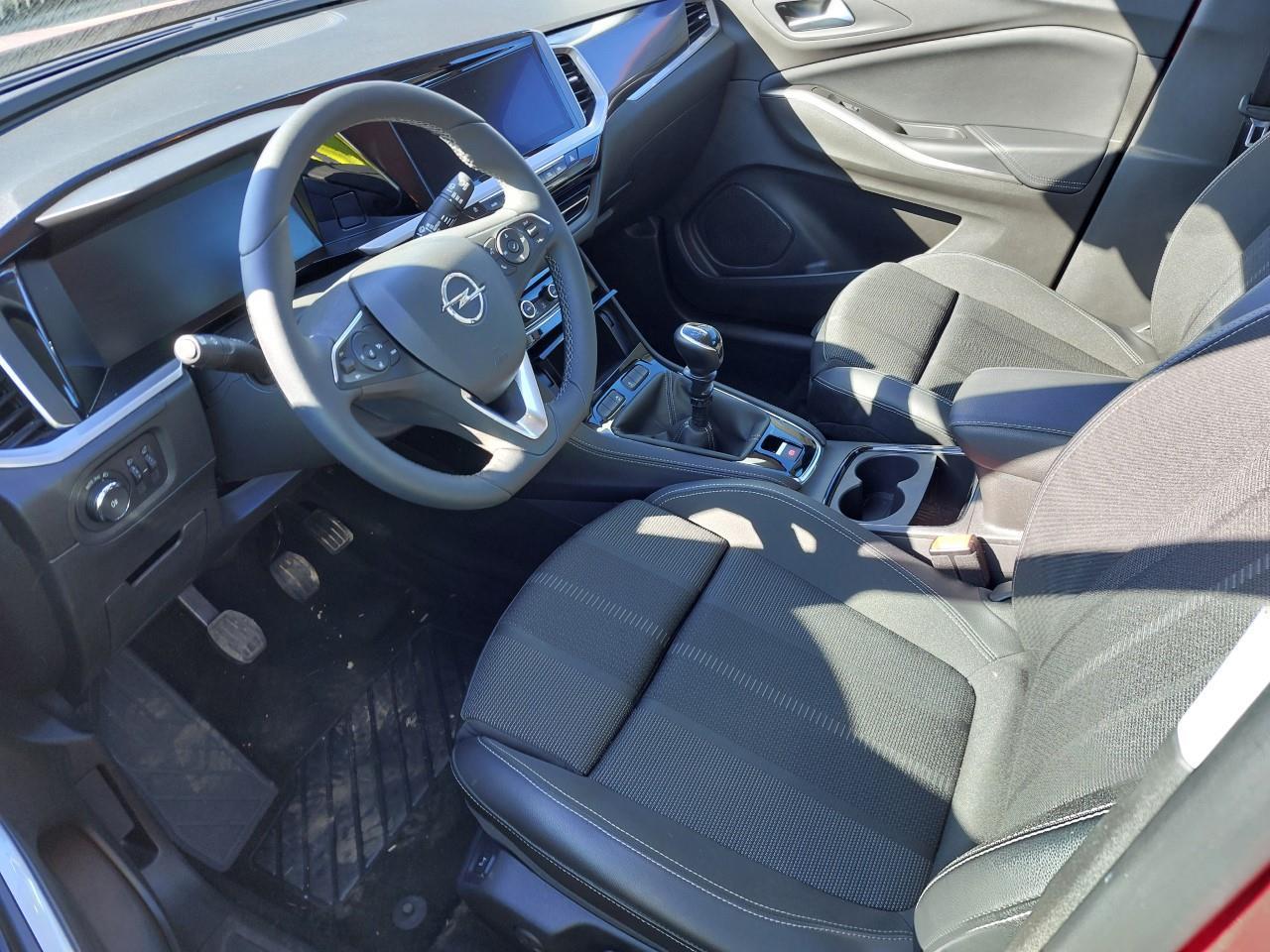 Foto Opel Grandland 12