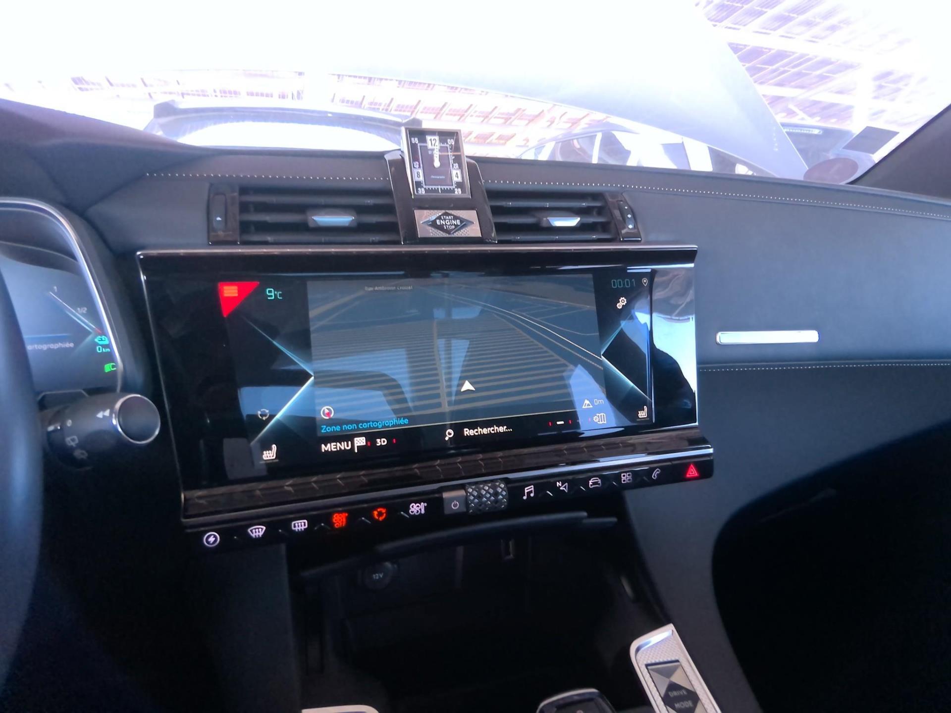 DS DS7 Crossback Hybride E-Tense 300 EAT8 4x4 Rivoli 2021