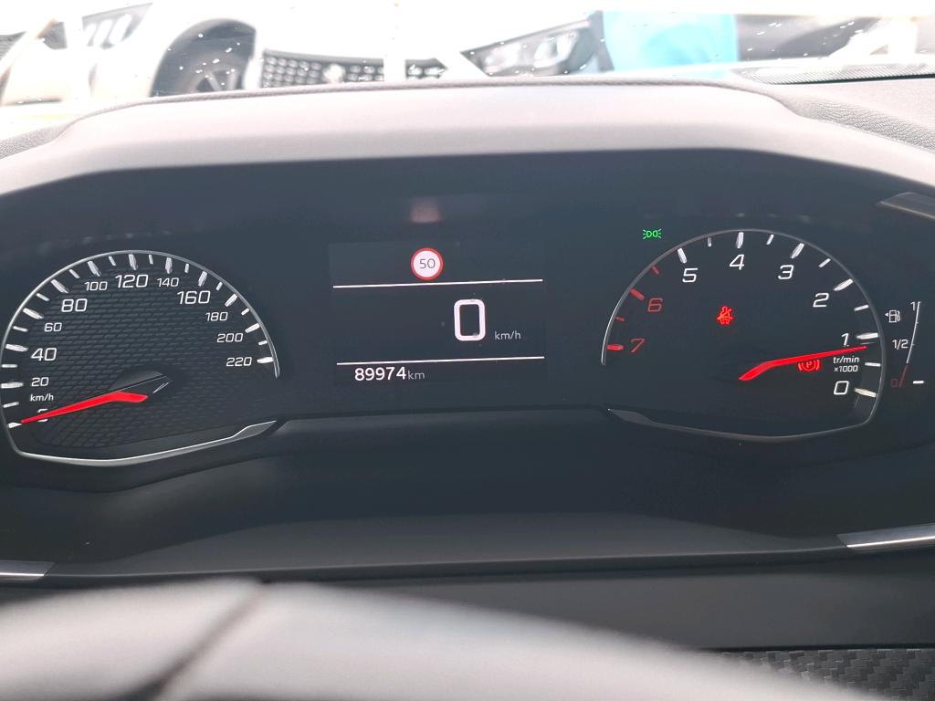 Peugeot 2008 PureTech 100 S&S BVM6 Style 2021