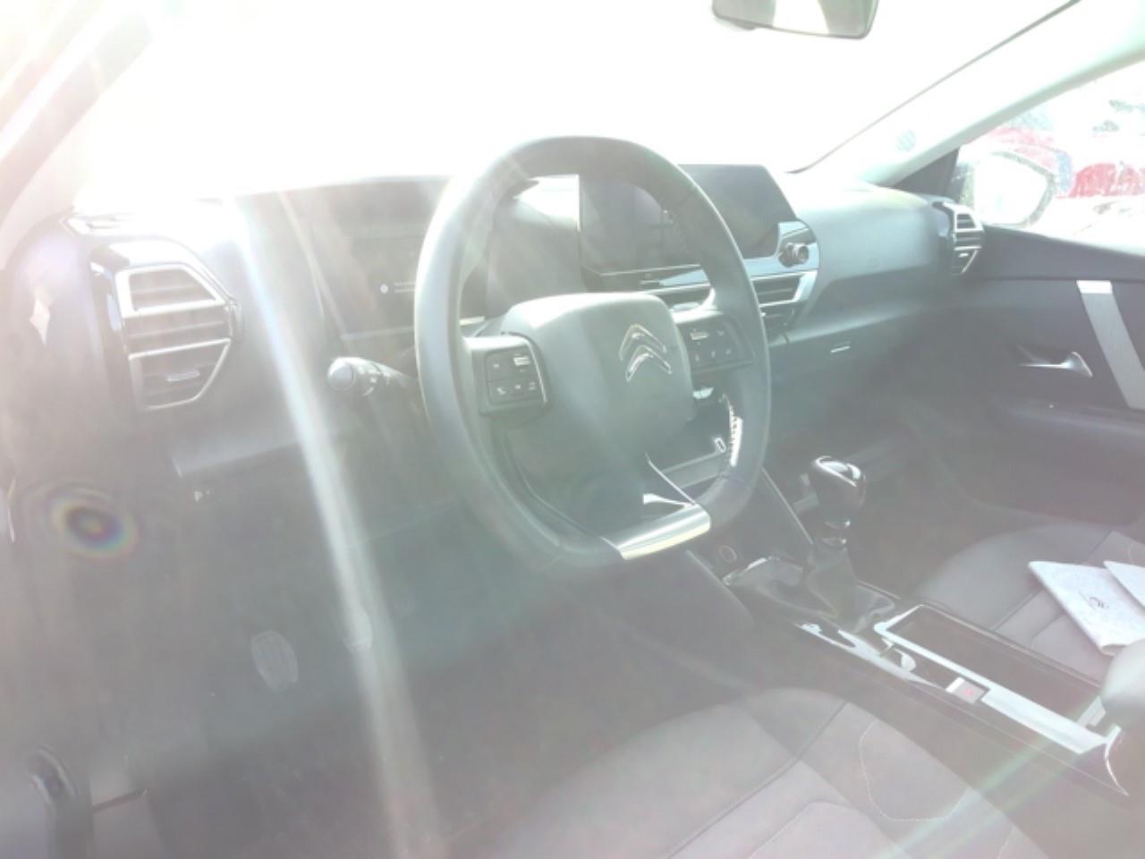 Foto Citroën C4 X 3