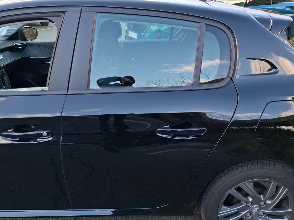 Peugeot 208 PureTech 75 S&S BVM5 Active Pack 2022