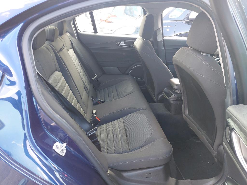 ALFA ROMEO Giulia 2.2 160 ch AT8 Super 2021