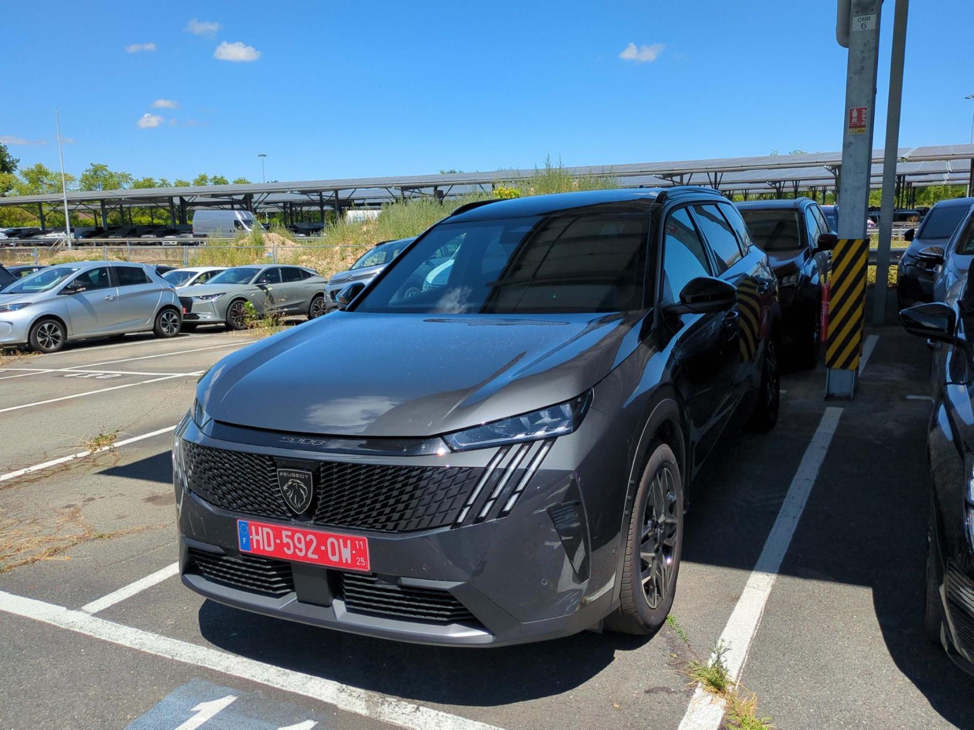 Peugeot 5008 Hybrid 145 e-DCS6 GT 2025